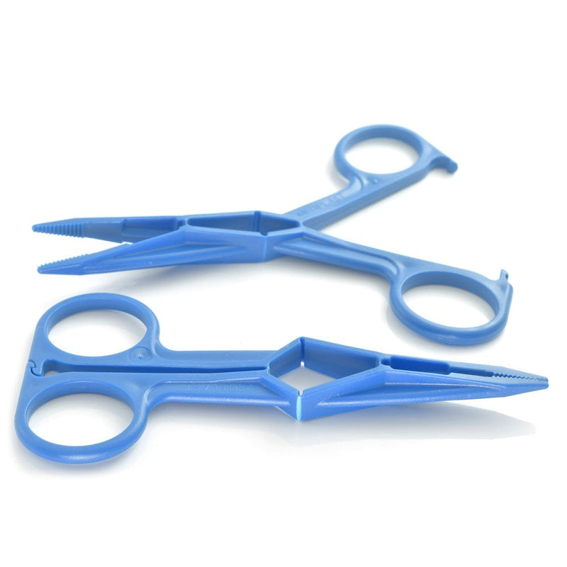 Plastic forceps with jaw-grips
