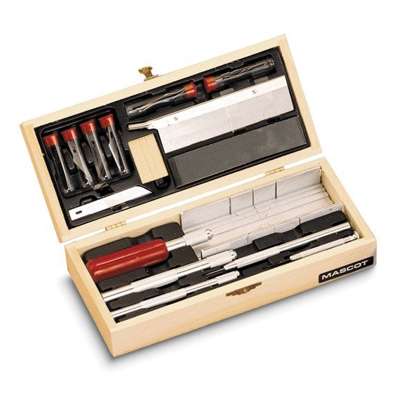 Deluxe knife and tool set