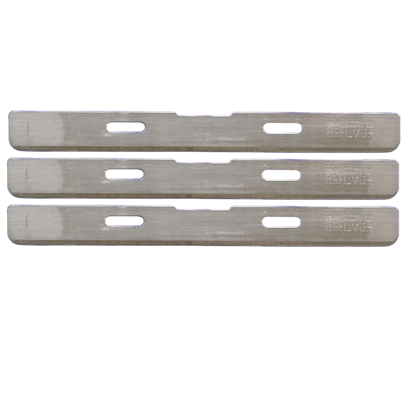 Low profile microtome feather blades