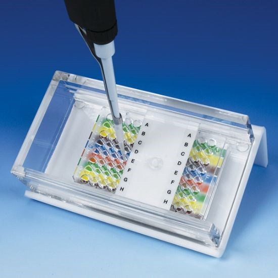 Pipette single place sliding guide