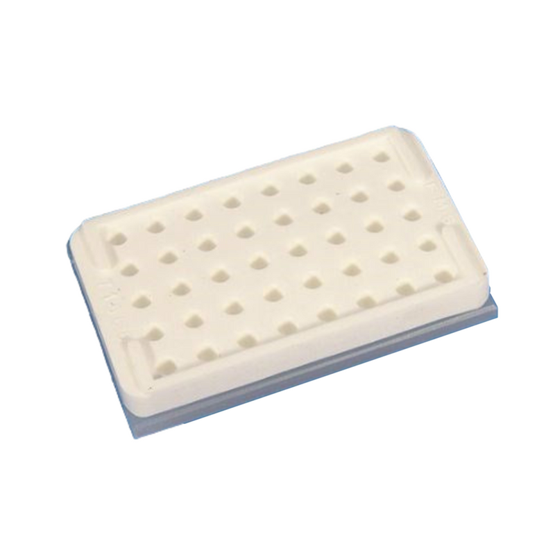 Silicone grid staining pad