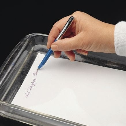Wet surface marking pen, black