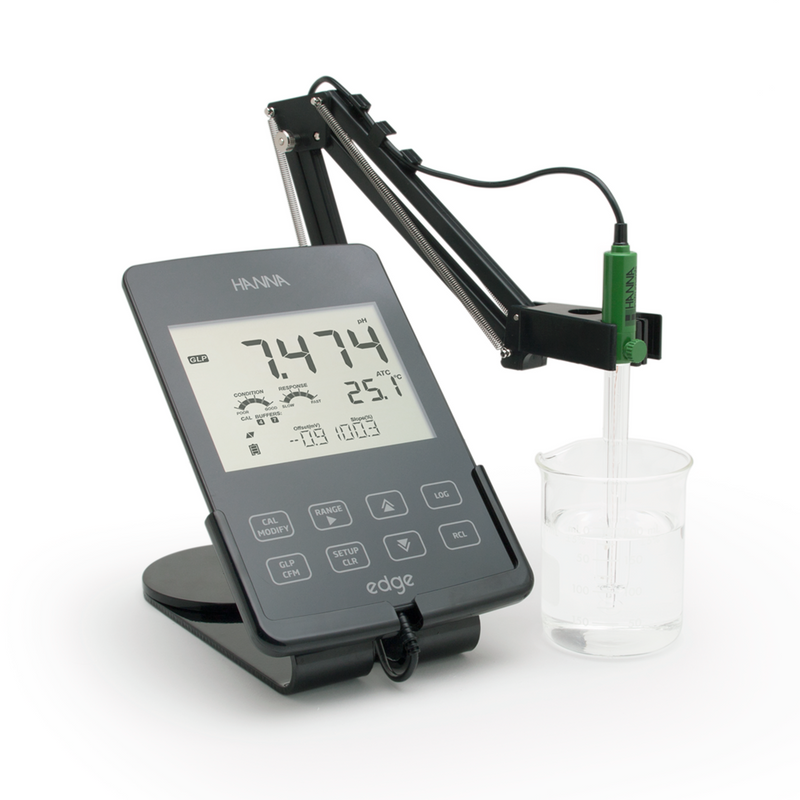 Hanna Edge multiparameter EC meter kit