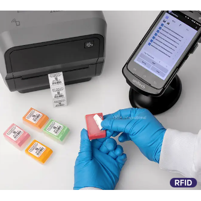 RFID ParafiTAG xylene-resistant paraffin wax block labels