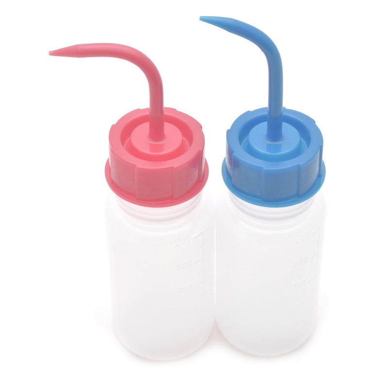 Wash bottles, graduated, PE