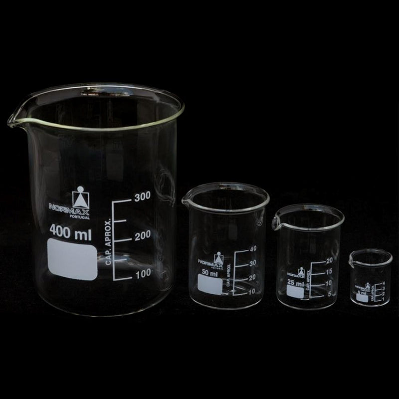 Glass beakers, low form