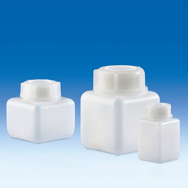 Square bottles with screw cap, PE