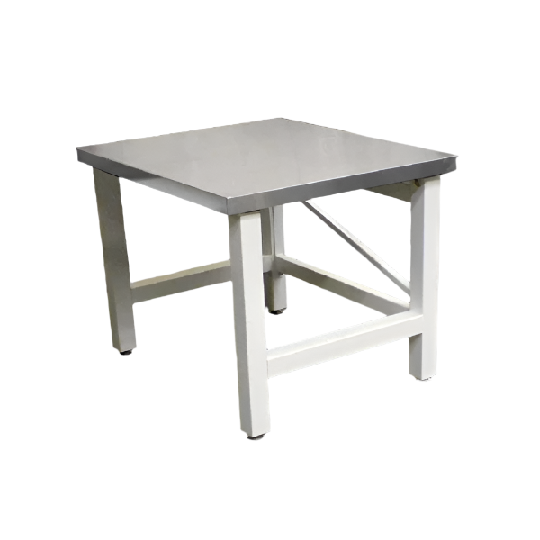 Laboratory table bench shelves