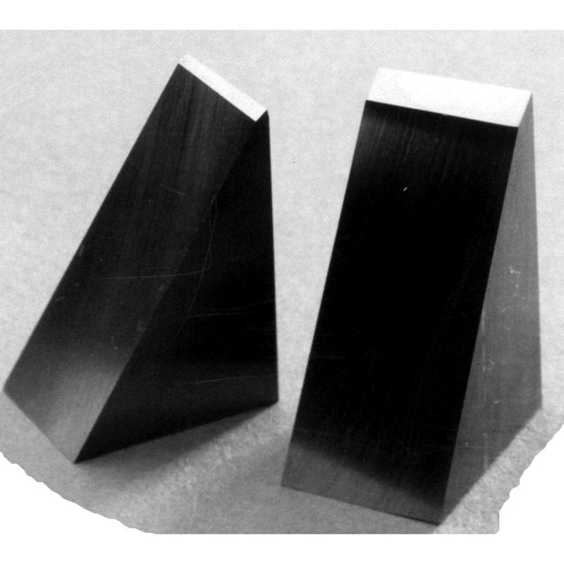 Tungsten carbide knife, triangular