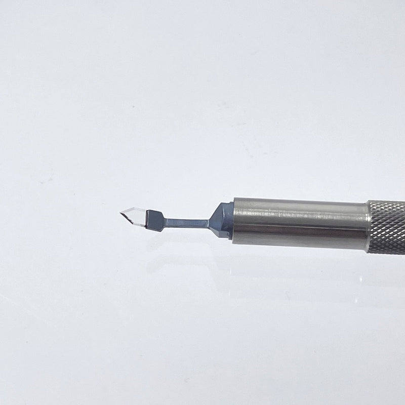 Sapphire lancet, 2.65mm double angled edge, 60 deg.
